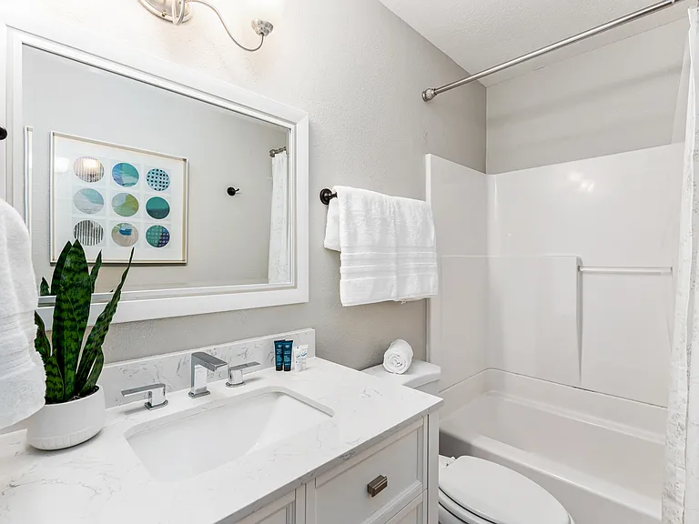 1043 Grand Junction Dr — Photo 26