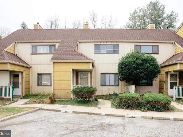 11 Dover Dr, Lindenwold, NJ 08021