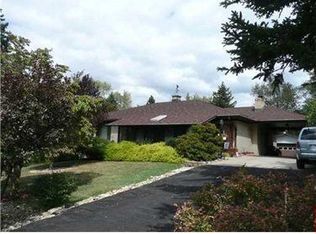 1294 Fall Ln, North Huntingdon, PA 15642