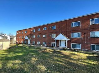 770 Brady Ave APT 19, Steubenville, OH 43952
