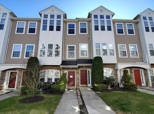 35 Turtle Ct #1, Delran, NJ 08075
