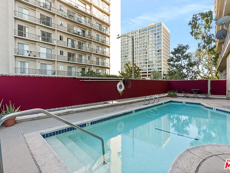 10751 Wilshire Blvd #1206 — Photo 11