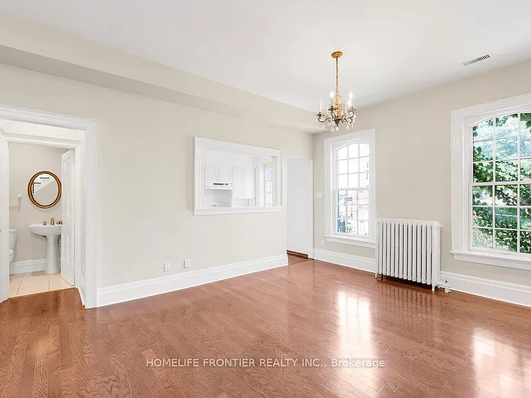 17 Teddington Park Ave W #3 — Photo 8
