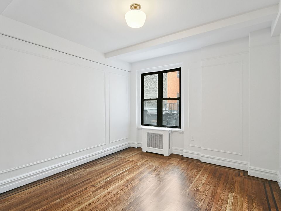 1st image of 208 W 23rd St APT 617