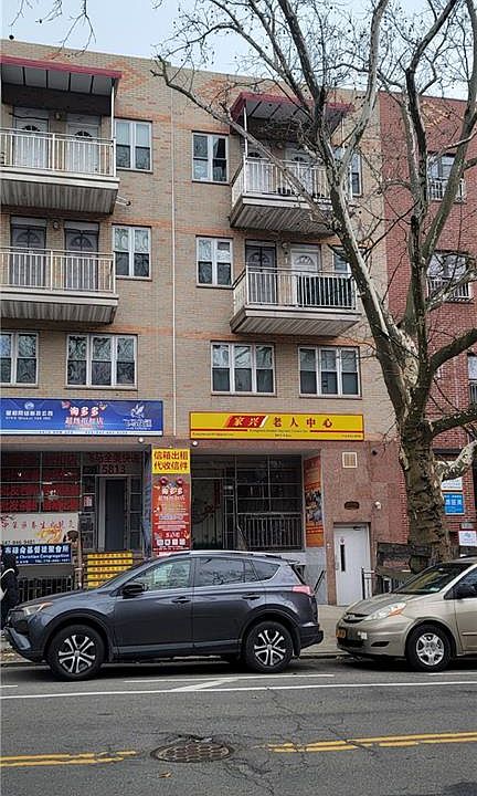 2nd image of 5815 6th Ave