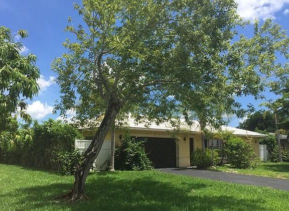 3rd image of 10217 NW 80th Dr