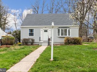 824 Judy Ln, Baltimore, MD 21208