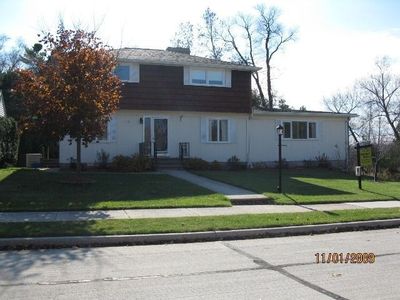 2833 34th St, Two Rivers, WI, 54241