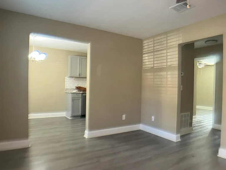 728 Pointe Ct #A — Photo 3