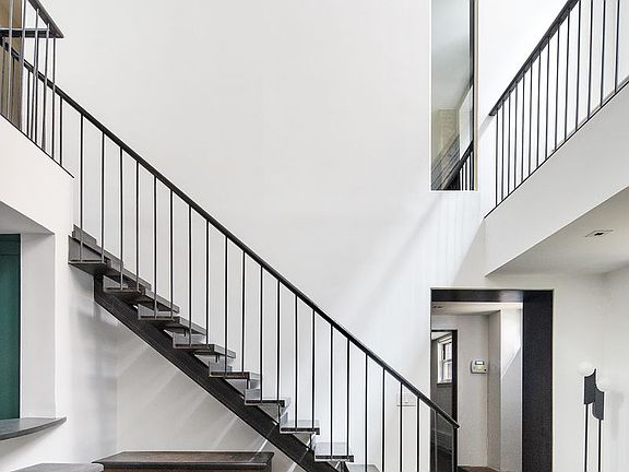 3rd image of 56 Willow St APT 2