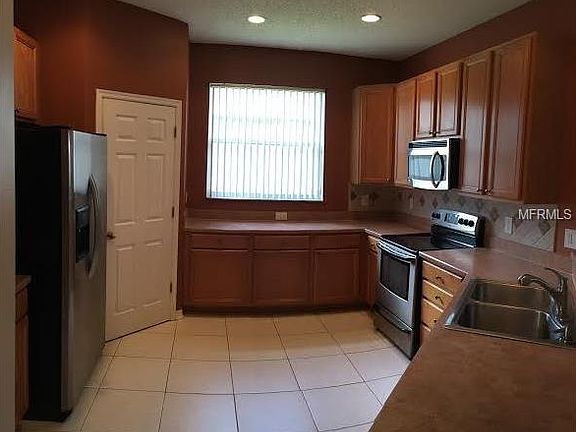 2nd image of 14230 Viburnum Ln
