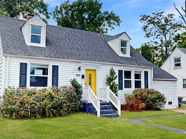 423 Shenandoah Rd, Hampton, VA 23661