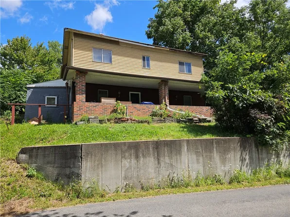503 Finks Run Rd, Mc Donald, PA 15057