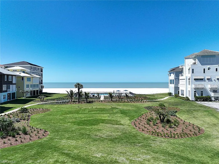 235 Barefoot Beach Blvd — Photo 39