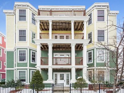 4048 Washington St APT 4, Roslindale, MA, 02131