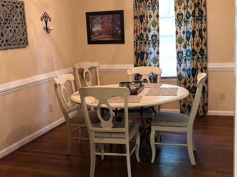 4011 Sheldon Dr NE — Photo 8