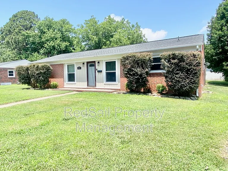 164 Mark Twain Dr — Photo 2