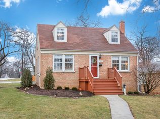 1203 E Illinois St, Wheaton, IL