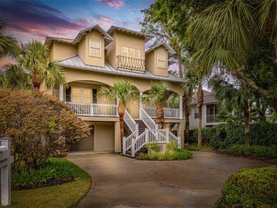 135 Compass Point Dr, Saint Simons Island, GA, 31522