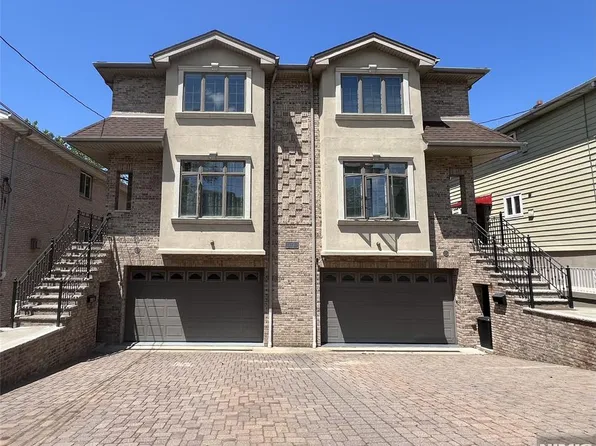 445 7th St APT A, Palisades Park, NJ 07650