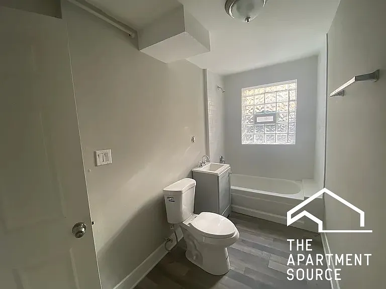 245 N Mason Ave #G — Photo 5