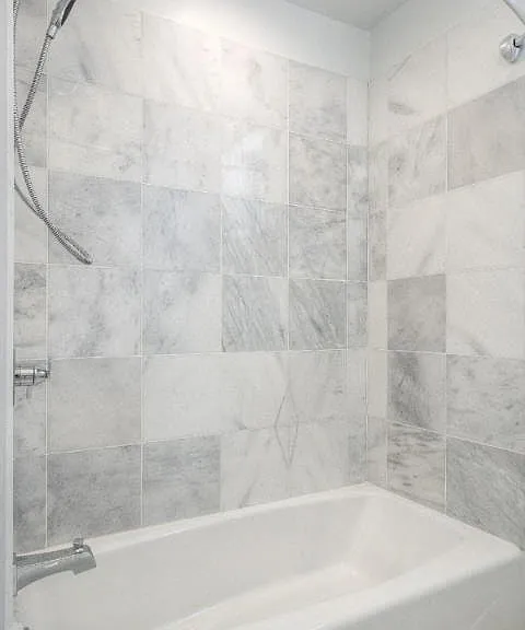315 Beacon Apartments — Photo 7