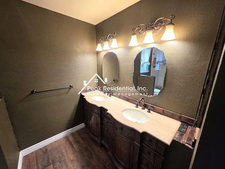 6249 Sunmist Way — Photo 23