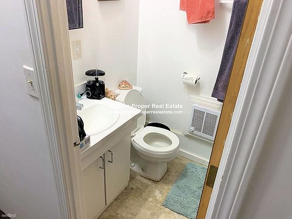 49 Hemenway St. #5 Boston - Fenway Unit Photo 6