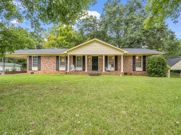 120 Robinhood Dr, Gaffney, SC 29340