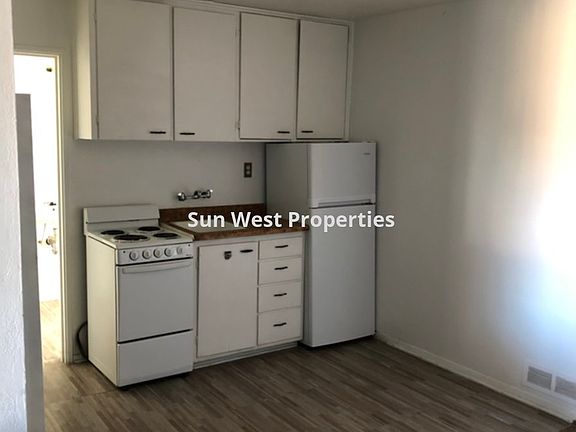 4th image of 905 Walnut Dr APT 43