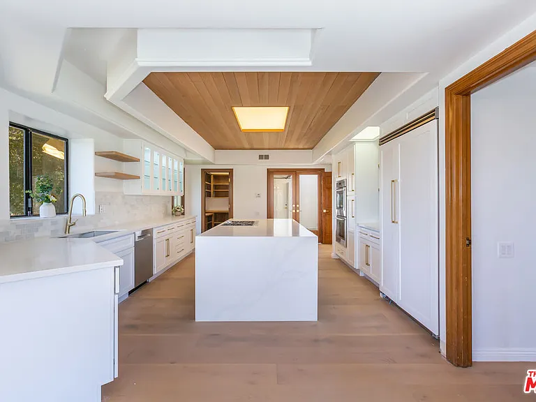 5109 Lakeview Canyon Rd — Photo 14