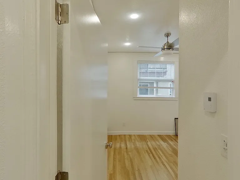 2644 Dwight Way — Photo 7