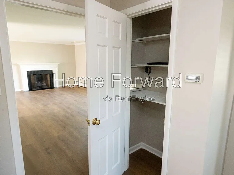 517 N 3rd St — Photo 19