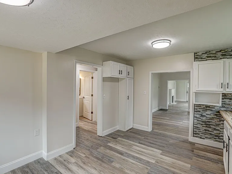 124 Harber Ln — Photo 7
