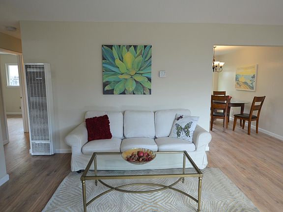 Spacious living room