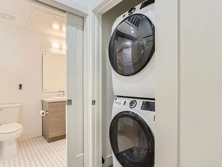 3500 S Corona St #203 — Photo 17