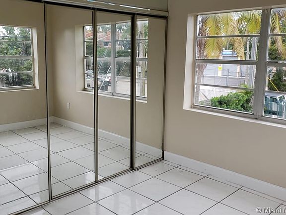 5th image of 1019 NW 26th St #2