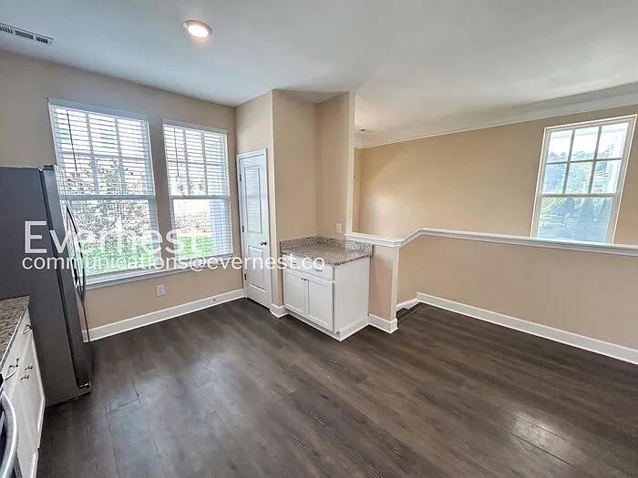 351 Kara Ln — Photo 13