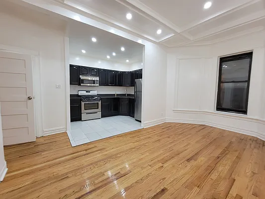 Rented by Duradox Management LLC | media 24