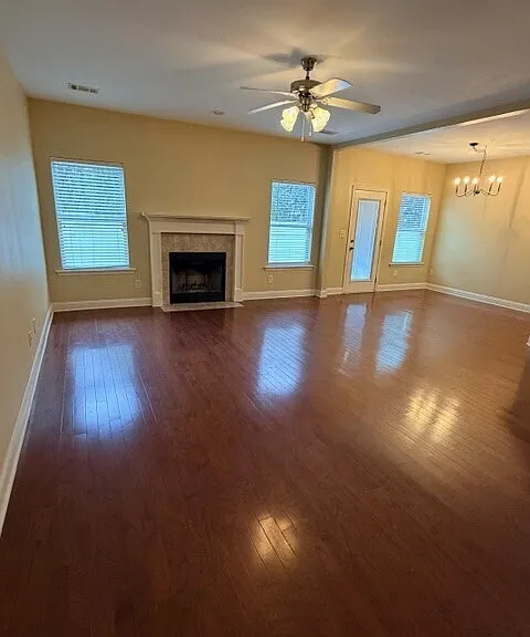 157 Northfield Cir — Photo 2