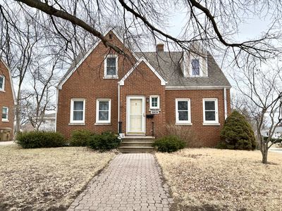 5809 36th Ave, Kenosha, WI, 53144