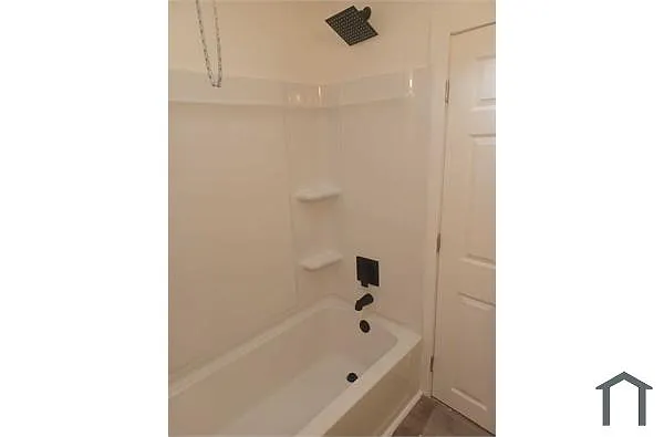 Building Photo - 4625 Boudinot St
