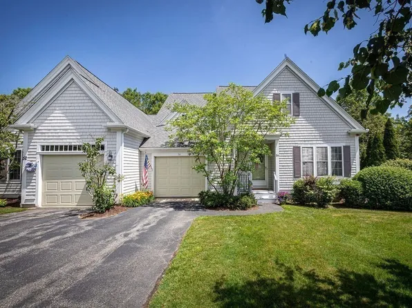 54 Stratford Rdg #54, Mashpee, MA 02649