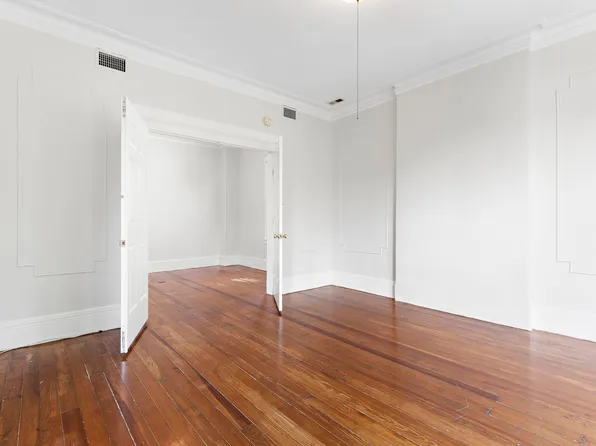 11 Hudson Place image 11 of 16