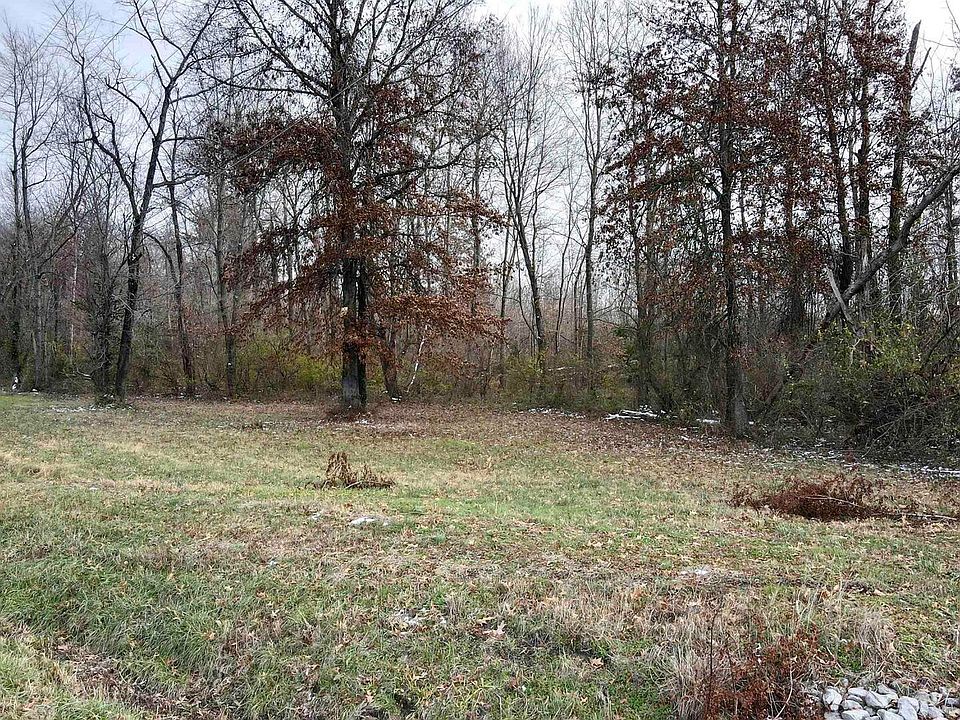 2nd image of 10200 Country Club Rd