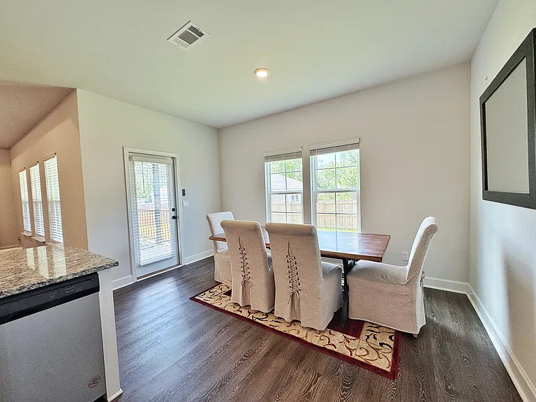 3017 Dowington Dr — Photo 23