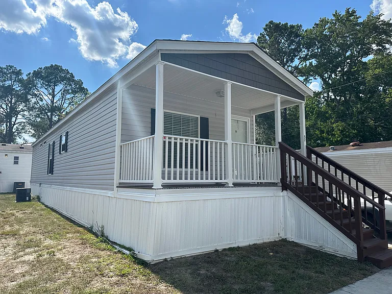 Woodland Estates (FL) — Photo 8