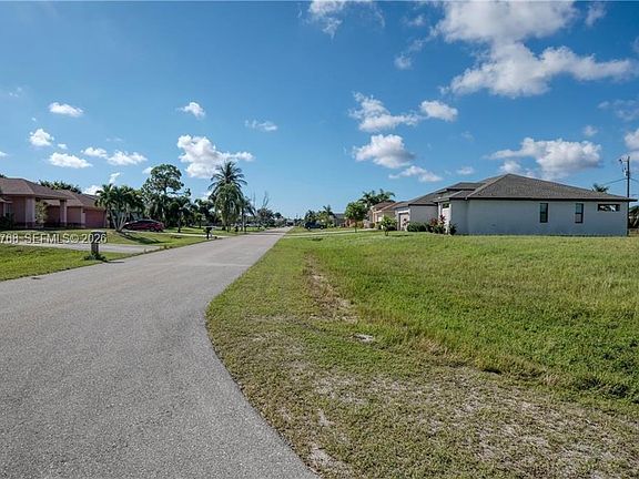 2nd image of 4328 SW 20th Pl