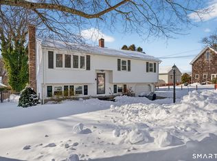 187 Baker Avenue Extension, Groton, CT 06340