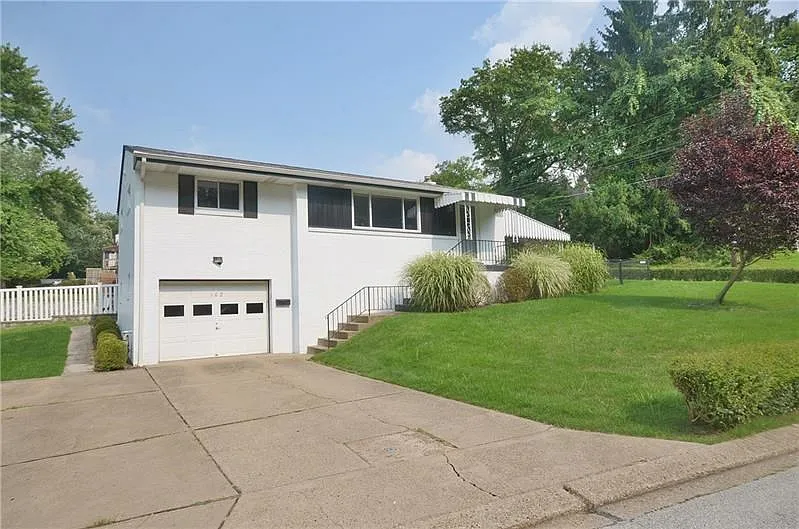 162 Barthwood Dr photo 1